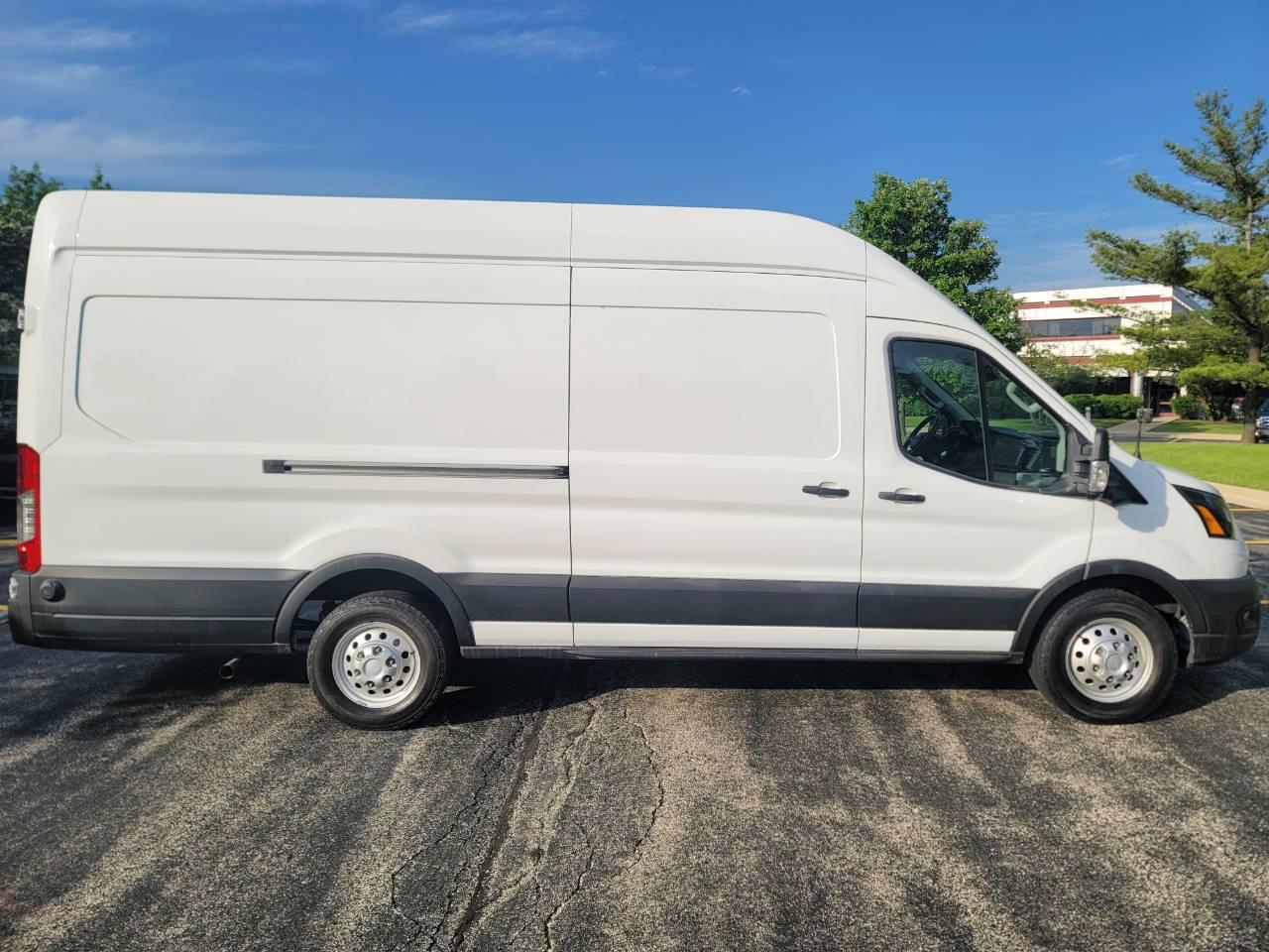 Ford Transit Cargo 2022 in Romeoville, IL
