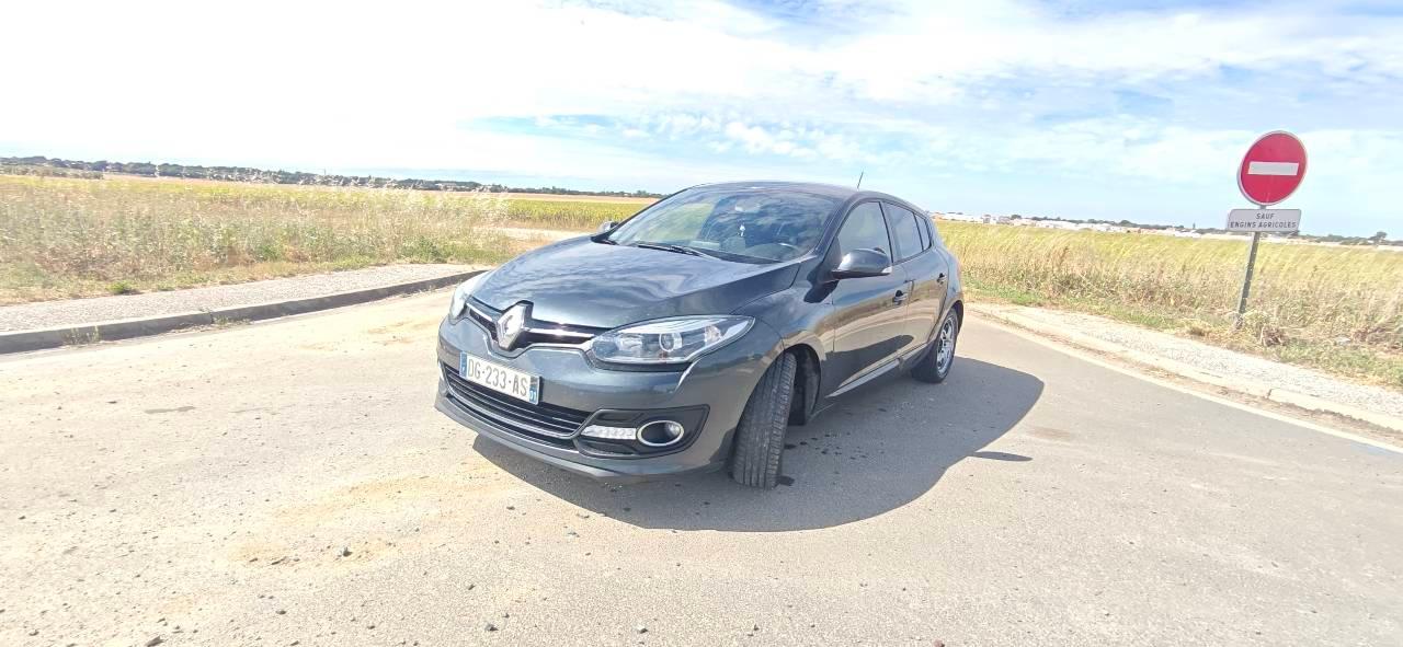 Renault MEGANE III 2015 à La Rochelle