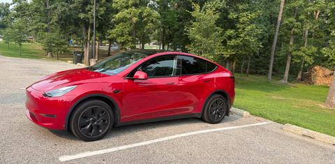 Tesla Model Y 2023
