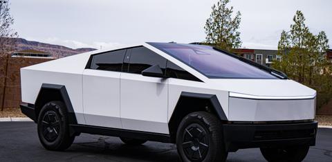 Tesla Cybertruck 2025