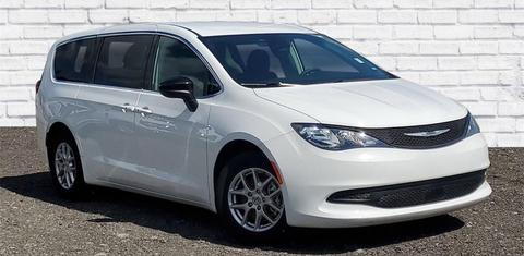 Chrysler Voyager 2023