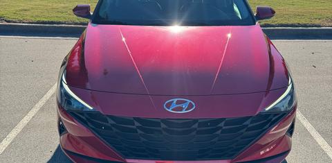Hyundai Elantra 2023