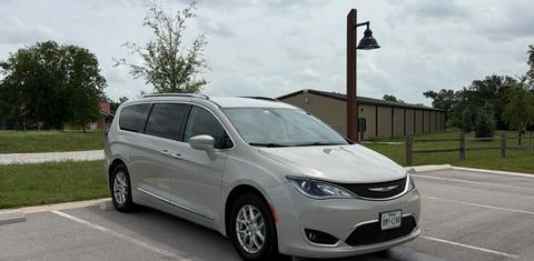Chrysler Pacifica 2020