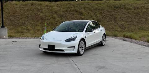 Tesla Model 3 2021