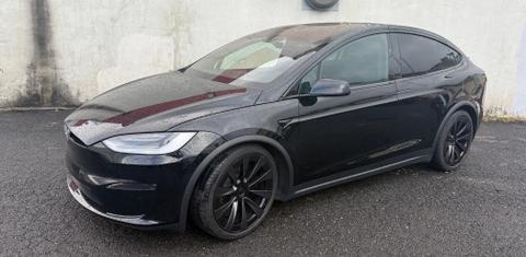 Tesla Model X 2022