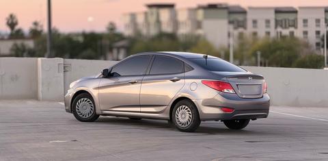 Hyundai Accent 2015