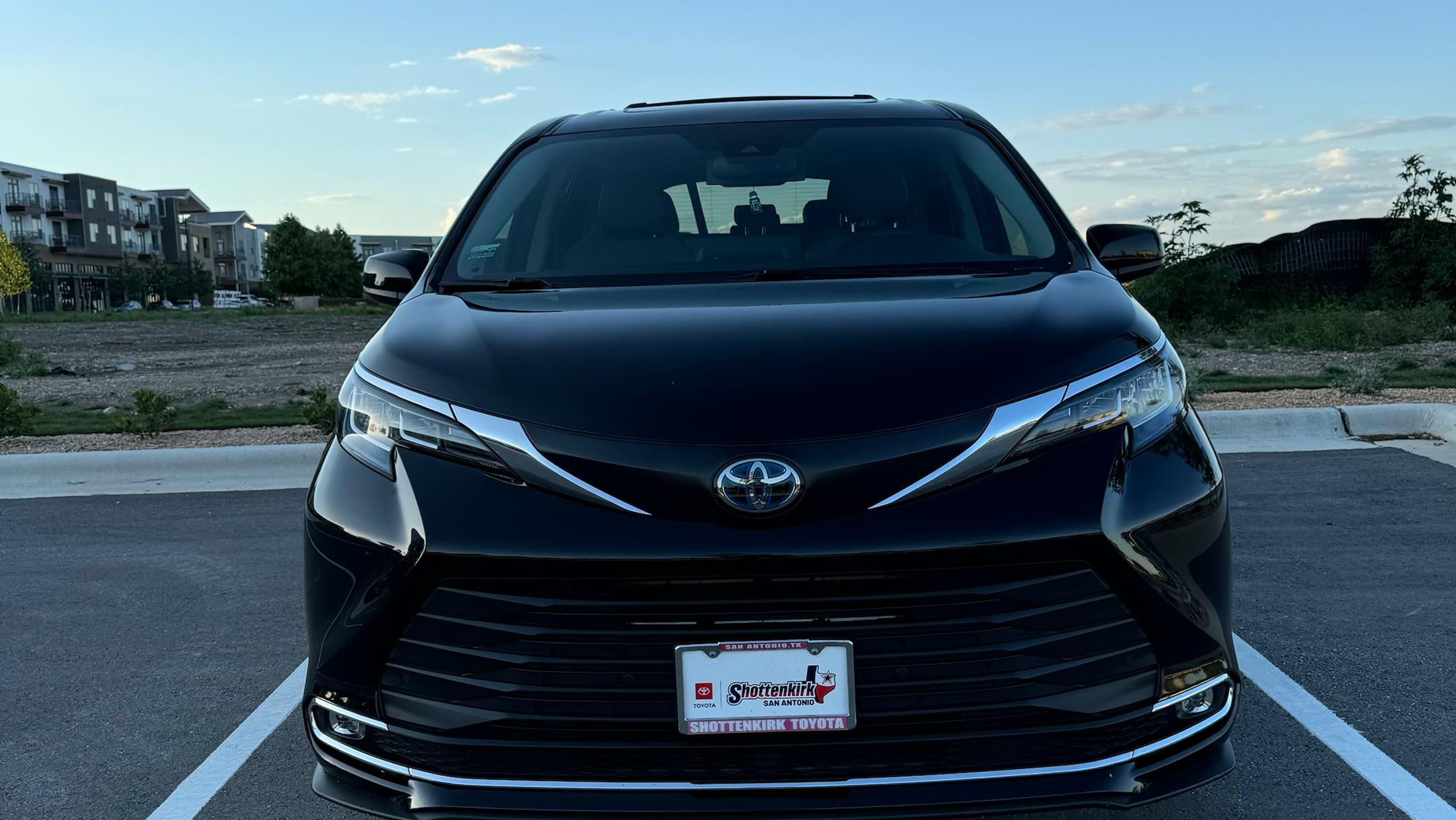 Toyota Sienna 2023 in 