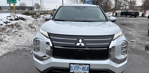 Mitsubishi Outlander 2025