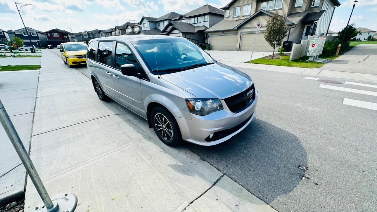 Dodge Grand Caravan 2014 à Edmonton, AB