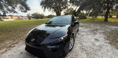 Toyota Camry Hybrid 2026