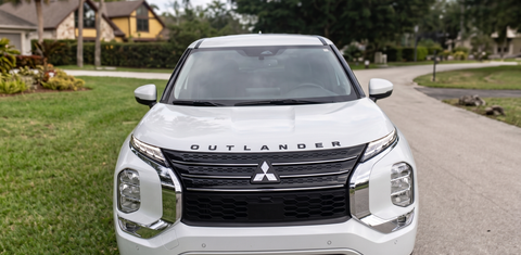 Mitsubishi Outlander 2024