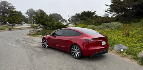 Tesla Model 3 2024