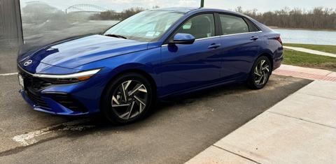 Hyundai Elantra 2025