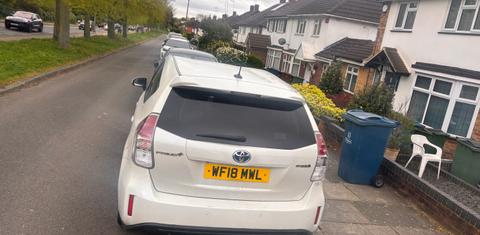 Toyota Prius + 2018