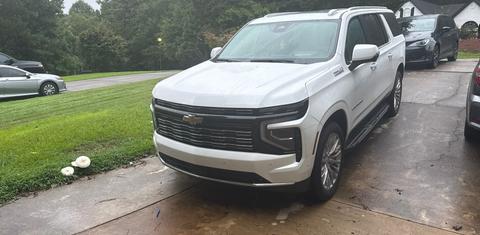 Chevrolet Suburban 2025