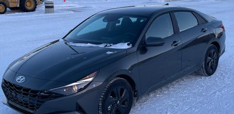 Hyundai Elantra 2023