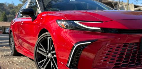 Toyota Camry Hybrid 2025