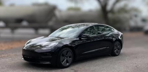 Tesla Model 3 2023