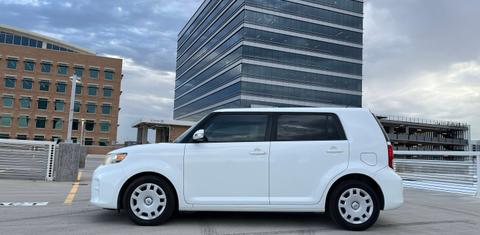 Scion xB 2015