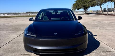 Tesla Model 3 2025