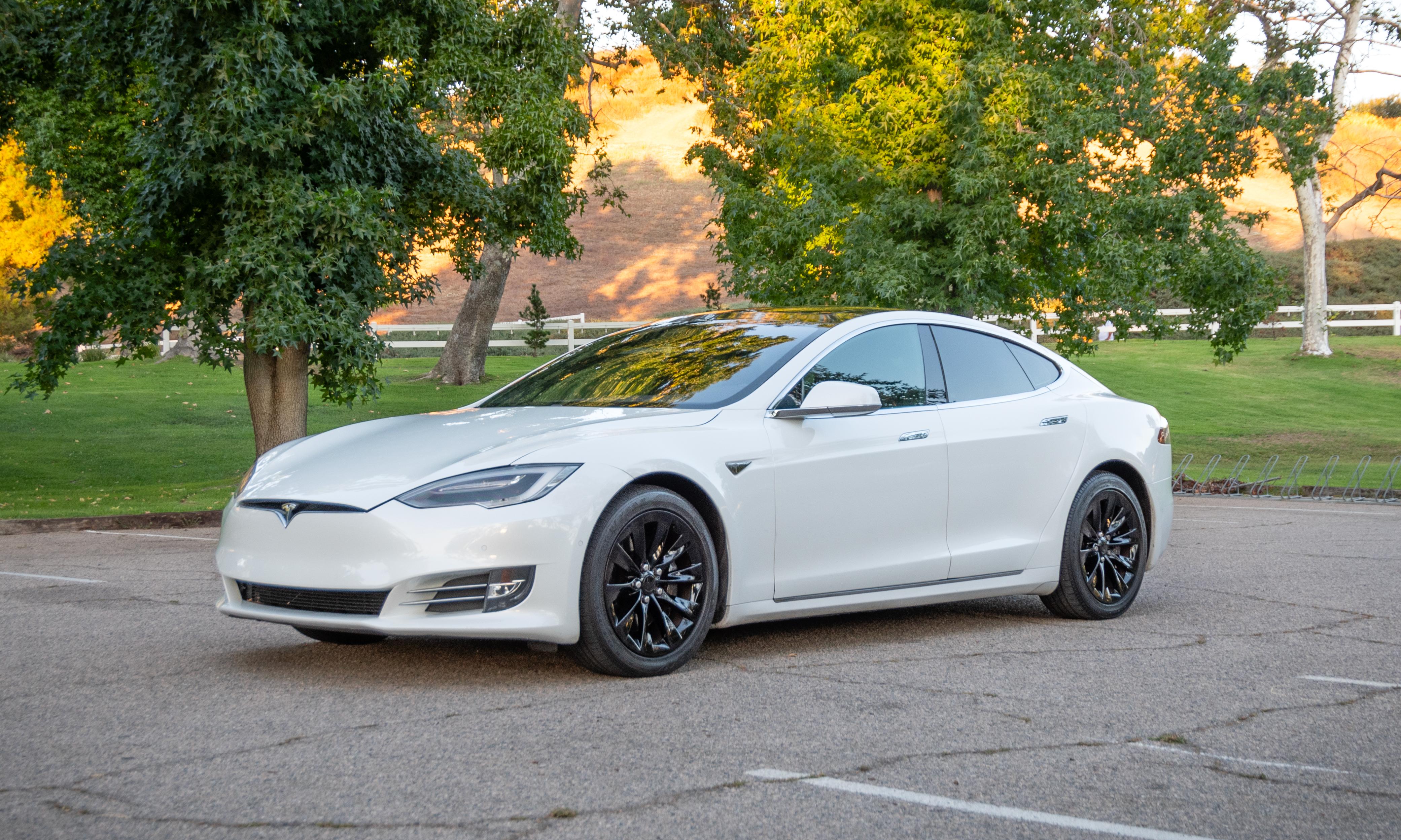 Tesla Model S 2016 in Laguna Hills, CA