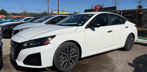 Nissan Altima 2025