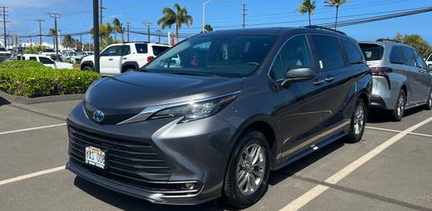 Toyota Sienna 2025