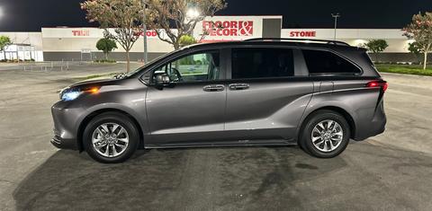 Toyota Sienna 2023