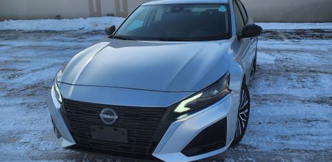 Nissan Altima 2024