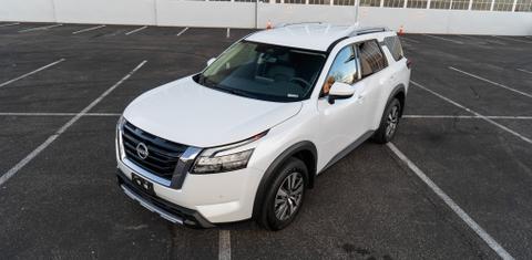Nissan Pathfinder 2025