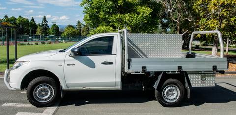 Mitsubishi TRITON 2015