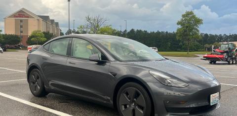 Tesla Model 3 2023