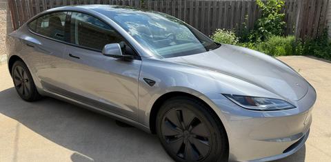 Tesla Model 3 2025
