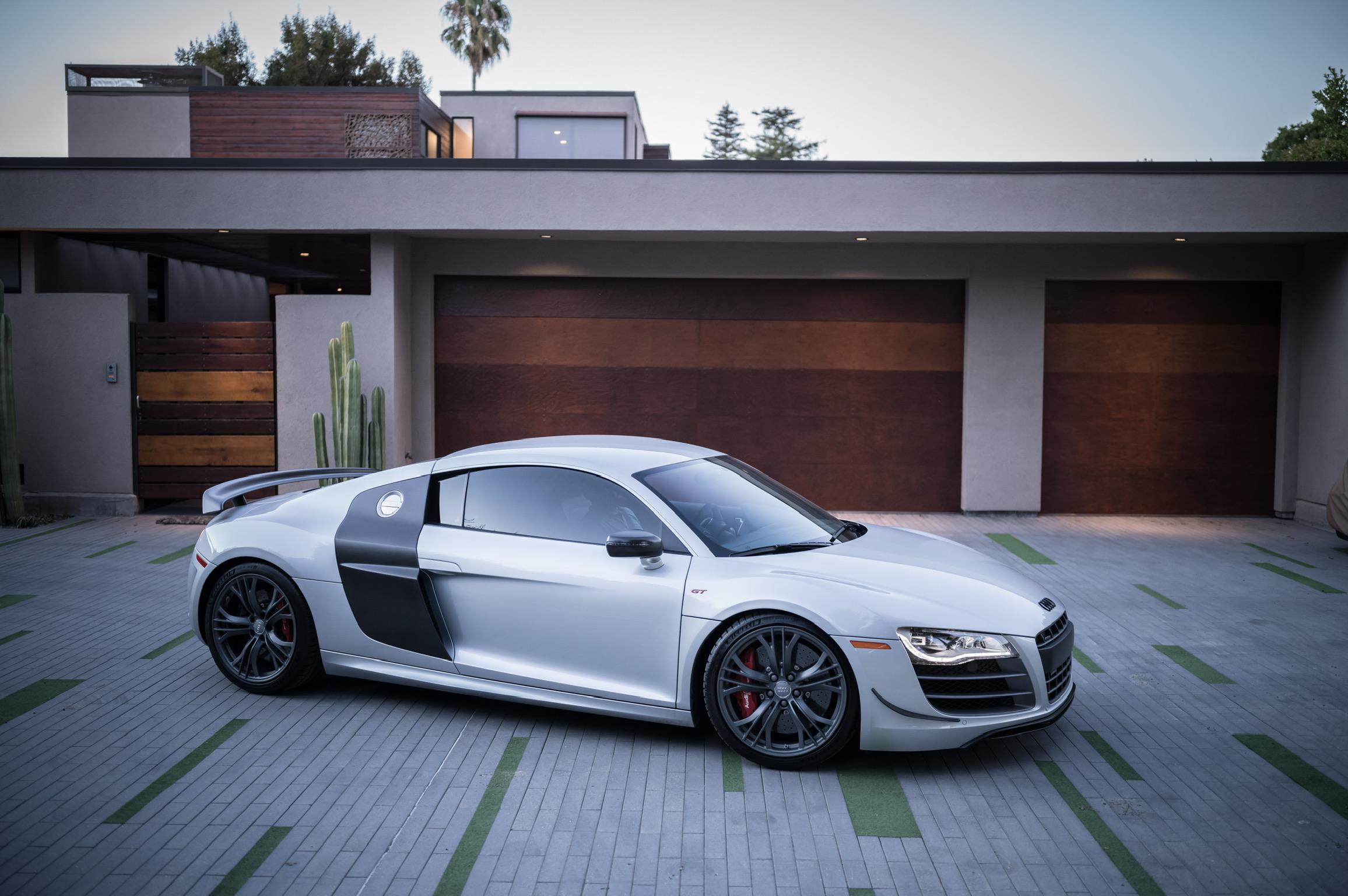 Audi R8 2012 in 