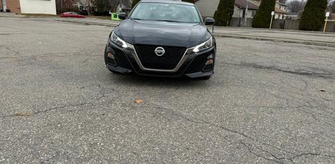 Nissan Altima 2020