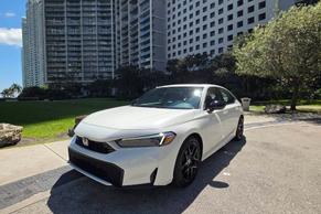 Honda Civic Hybrid 2025 in Miami