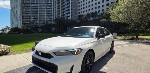 Honda Civic Hybrid 2025