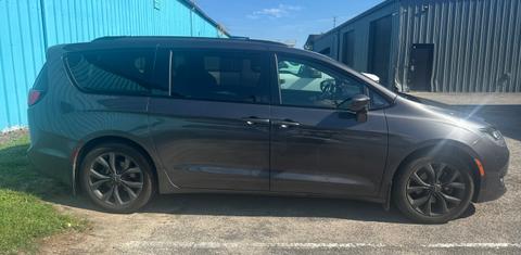 Chrysler Pacifica 2020