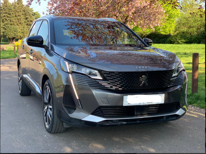 Peugeot 5008 2020 in London