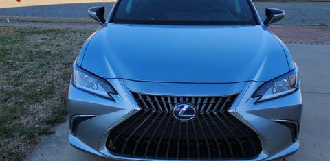 Lexus ES 2022