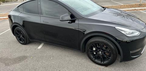 Tesla Model Y 2021