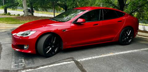 Tesla Model S 2016