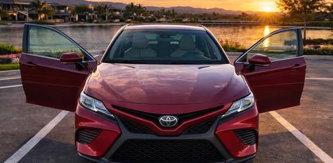 Toyota Camry 2018