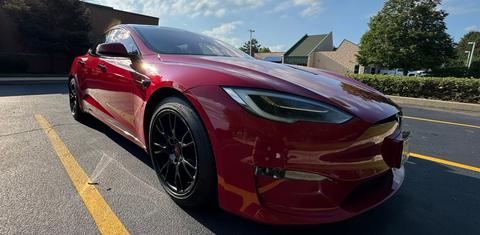 Tesla Model S 2021