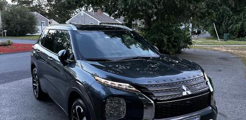 Mitsubishi Outlander 2024