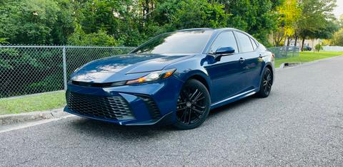 Toyota Camry Hybrid 2025
