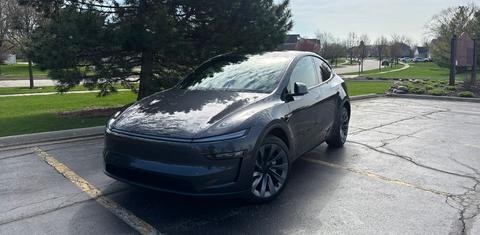Tesla Model Y 2026
