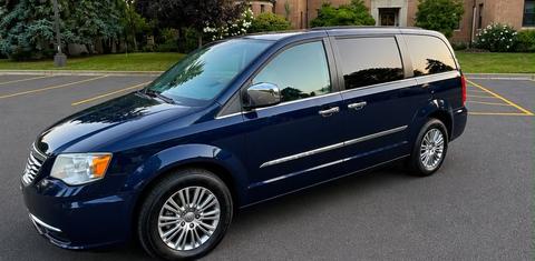 Chrysler Town & Country 2014