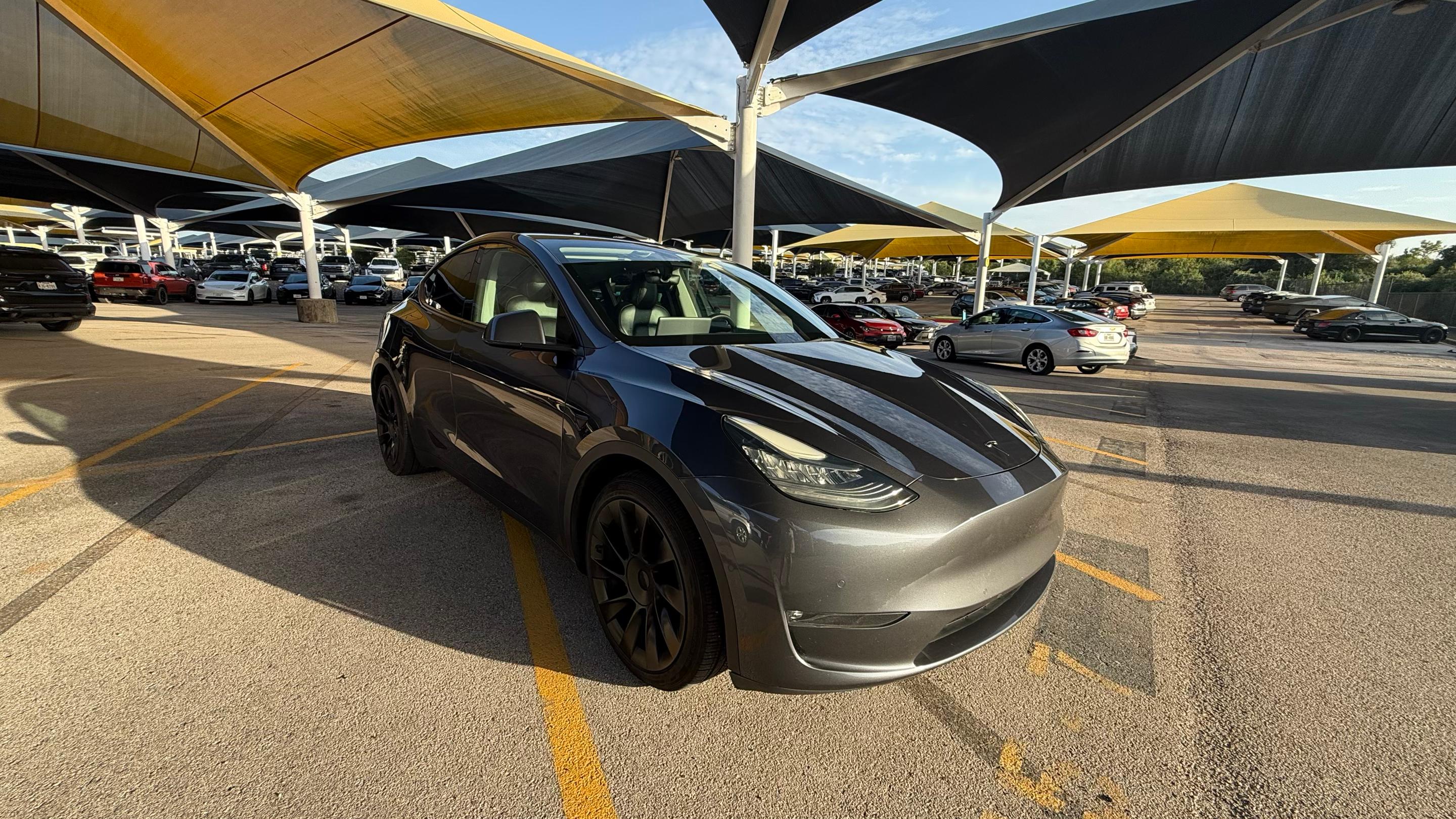 Tesla Model Y 2021 in Austin, TX
