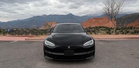 Tesla Model S 2022